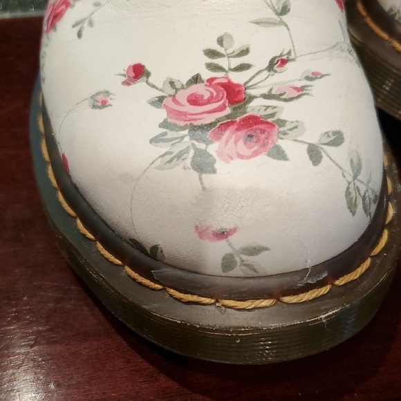 doc marten genuine leather creamy white rose floral combat boots womens 7  11821 - Picture 7 of 11